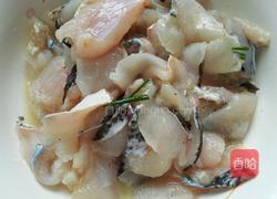 酸菜鱼的做法图解2