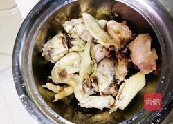 秘制酱汁鸡的做法图解1