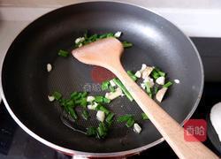 金针菇肥牛炖土豆的做法图解2