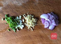 芝士菠萝炒饭的做法图解1