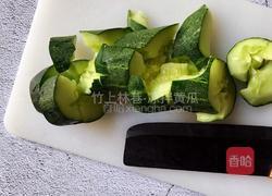 凉拌黄瓜的做法图解2