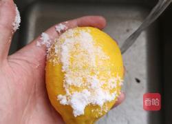 百香果柠檬蜜的做法图解1