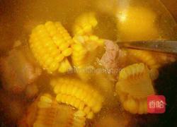 排骨玉米汤的做法图解6