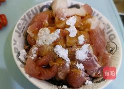 包菜炒肉的做法图解2