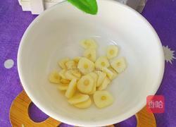 清炒莲花白的做法图解3