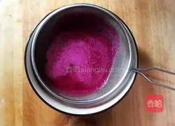 Pink Steamed Dumplings Recipe Illustration 5