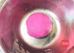 蔬果汁草莓馒头的做法图解3