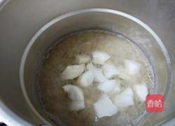 雪梨银耳羹的做法图解7