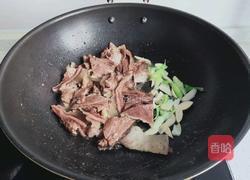 辣椒炒牛头肉的做法图解5
