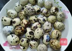 Illustration of how to make spiced quail eggs 3