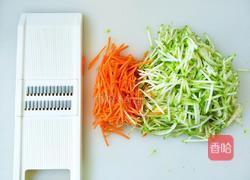 西葫芦鸡蛋饼的做法图解2