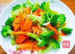 胡萝卜炒西蓝花的做法图解9