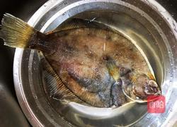 红烧黄金鲽鱼的做法图解1