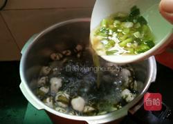 紫菜白肉丸子汤的做法图解7