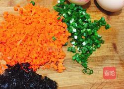 红萝卜紫菜煎饼的做法图解1