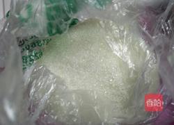 牛奶玉米的做法图解3