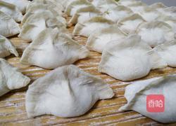 韭菜槐花馅饺子的做法图解3