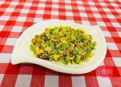 方便好吃下饭的青椒炒鸡蛋的做法图解5