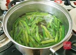 豆角炒平菇的做法图解4