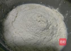 披萨(家庭简易版)的做法图解2