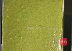 抹茶奶油蛋糕卷的做法图解7