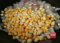 玉米炒西兰花的做法图解9