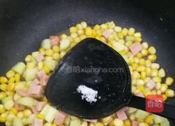 玉米青瓜炒香肠的做法图解4