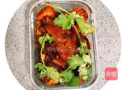 Illustration of Spicy Pork Knuckles 9