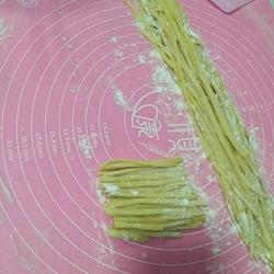 鸡蛋手擀面的做法[图]