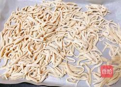 油泼西红柿剪刀面的做法图解8