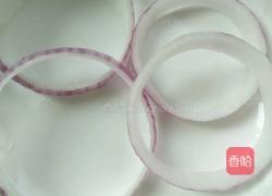 洋葱鸡蛋饼的做法图解1