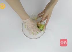 青瓜拌虾仁的做法图解7