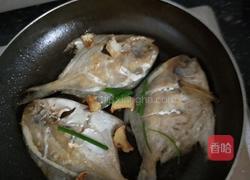 红烧鲳鱼的做法图解5