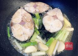 蒜台炖鲅鱼的做法图解8