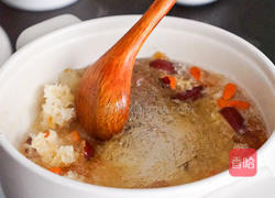 桃胶雪燕银耳甜汤，女人的胶原美颜羹！的做法图解4