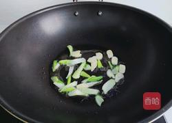 胡萝卜炒藕片的做法图解5