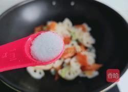 胡萝卜炒藕片的做法图解8