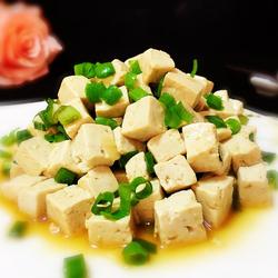 香葱拌豆腐的做法[图]
