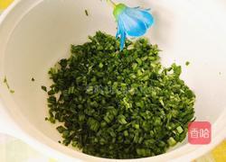 韭菜鸡蛋煎饼的做法图解2