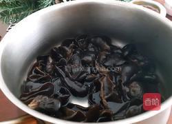 凉拌木耳的做法图解1
