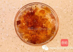 紫薯银耳新西兰花胶汤的做法图解2