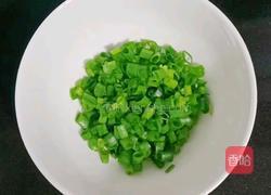 火腿胡萝卜鸡蛋饼的做法图解3