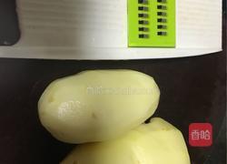 土豆煎蛋的做法图解1