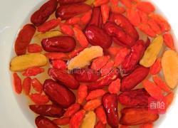 冰糖炖雪耳的做法图解3