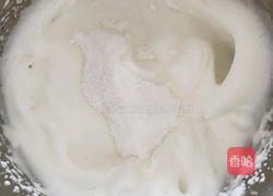 蛋白舒芙蕾的做法图解3