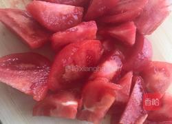 西红柿炒鸡蛋（番茄炒蛋）的做法图解1