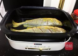 香辣酱焖黄鱼的做法图解4