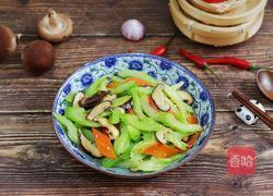 素炒西芹香菇的做法图解8