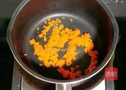 Illustration of how to make shrimp and egg noodles (baby food supplement) 11