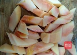 牛奶炖木瓜的做法图解2